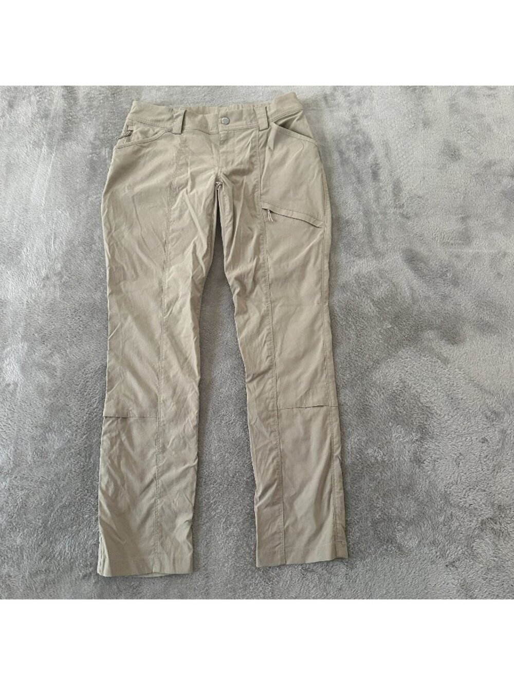 Duluth Trading Co Nylon Outdoor Pants Women's size 6 Khaki Hiking Camping